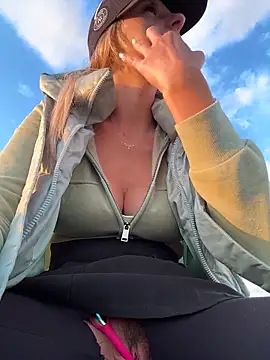 Betsy Adlı Modelin Canlı XXX Sohbeti