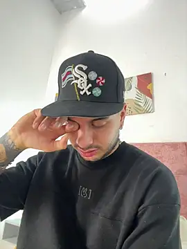 Živý XXX chat Amadeo_Wild