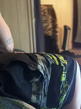 Ldnick69 现场XXX聊天