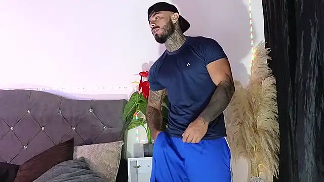 john_cartter1 Show in webcam