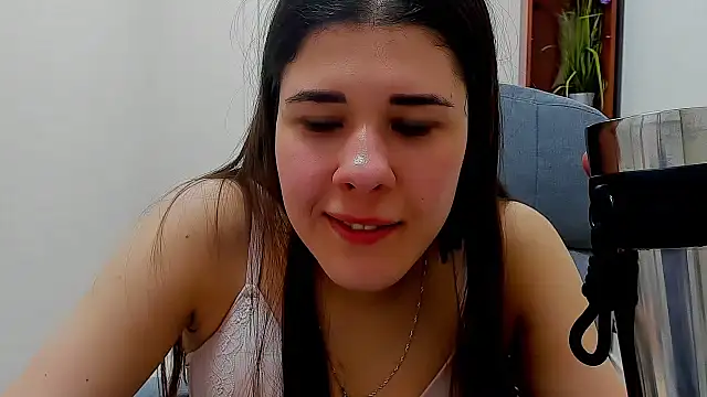 Joannia live XXX chat