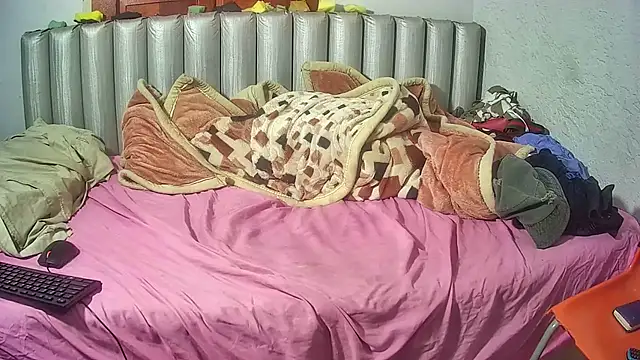 JoycyQueen live XXX chat