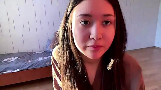 YourMiIa's Live XXX Chat