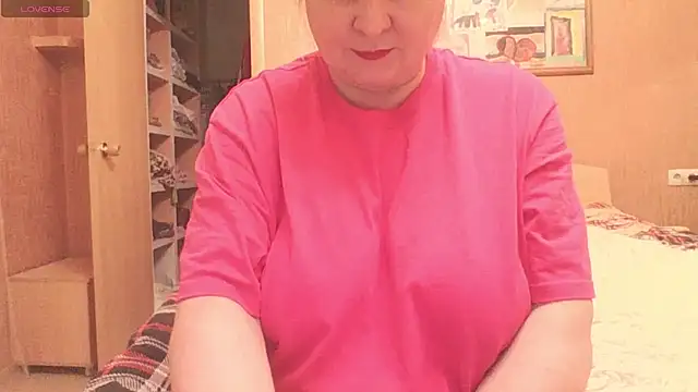 mira_robinsonnn's Live XXX Chat