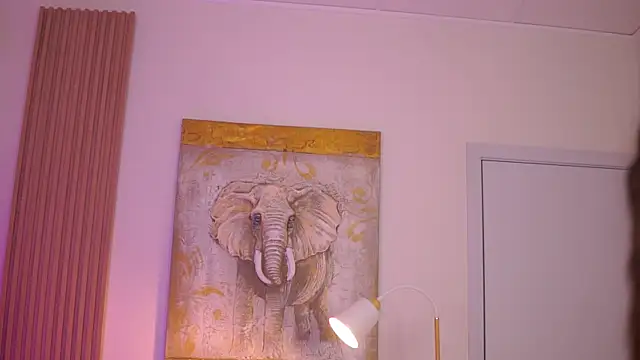 Aisha_Bee: онлайн-секс-чат