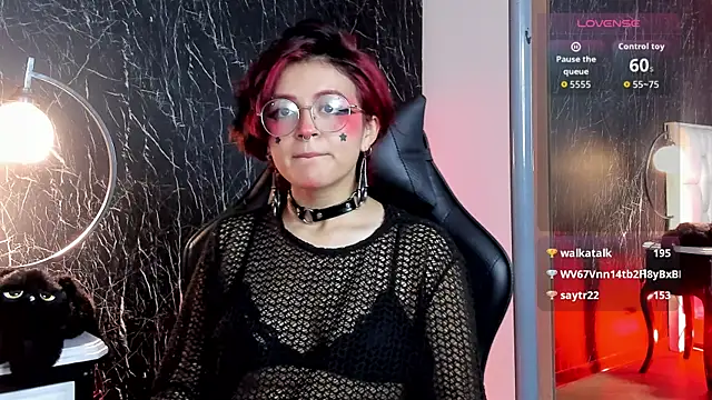 XXX chat uživo modela YuuMiko