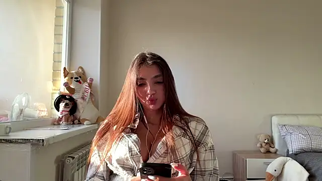 Chat +18 de AlvinaMair ao vivo