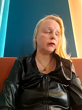 martachatte: απευθείας συνομιλία ΧΧΧ