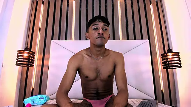 Natzuki_1 webkamerás műsora