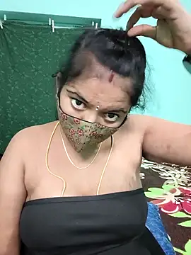 Ramya-hot-gueen Adlı Modelin Web Kamerası Şovu