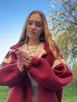 Вебкам-шоу MilaMoone