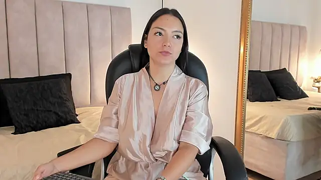 Megan-8 라이브 XXX 채팅