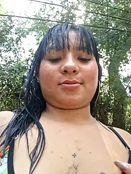 hot-mom22 webkamerás műsora