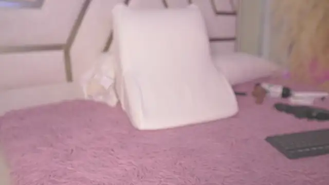 SarahGrey_18 Live XXX-chat