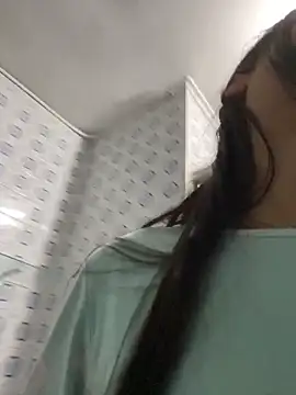 Romie_rous 网络视讯表演