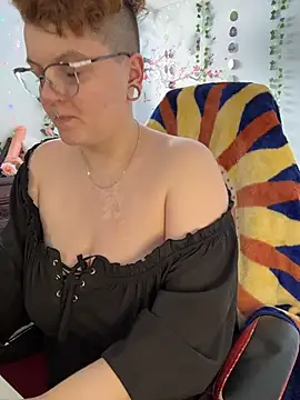 CurvesNChaos' Live XXX Chat