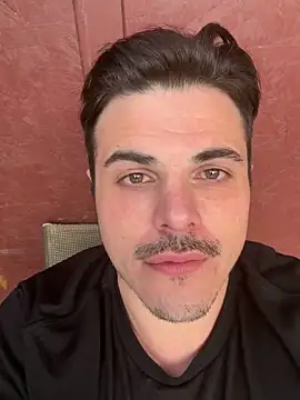 โชว์เว็บแคมของ Millennialcum