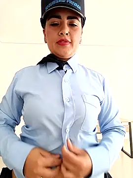 Chatroom XXX en direct de MAYE__13