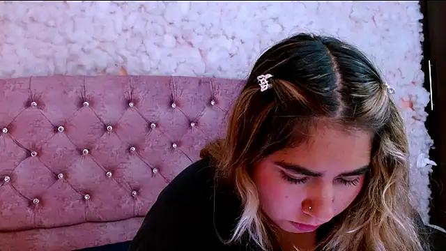 Sofiazaf_のライブXXXチャット