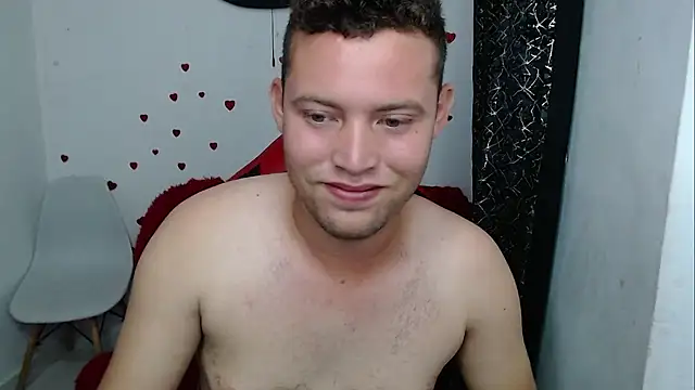 sven_fox723 Adlı Modelin Web Kamerası Şovu