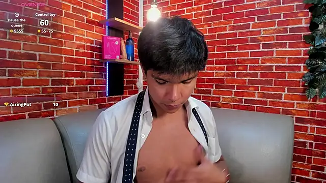 Thiago_Kozak Webcamshow