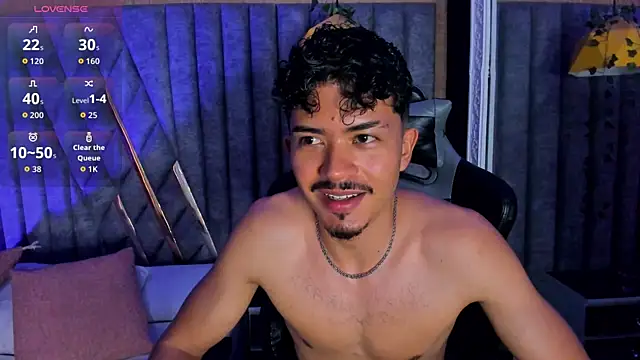 NicolaiKaravのウェブカメラショー