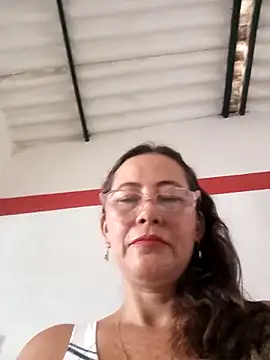 Chat +18 de Salome_69 ao vivo