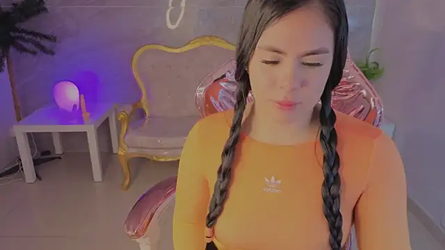 nati06_s élő XXX-chatje