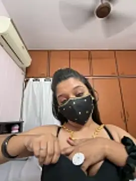 Sirishateluguammai 网络视讯表演