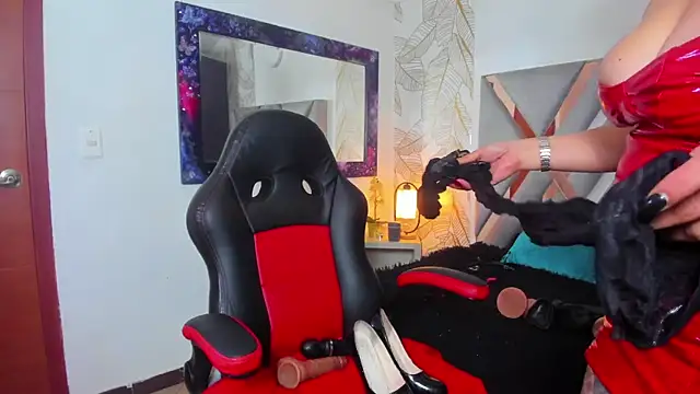 Chat +18 de Anabella_Thompson ao vivo