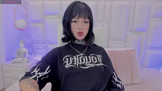 Živý XXX chat doll__bella