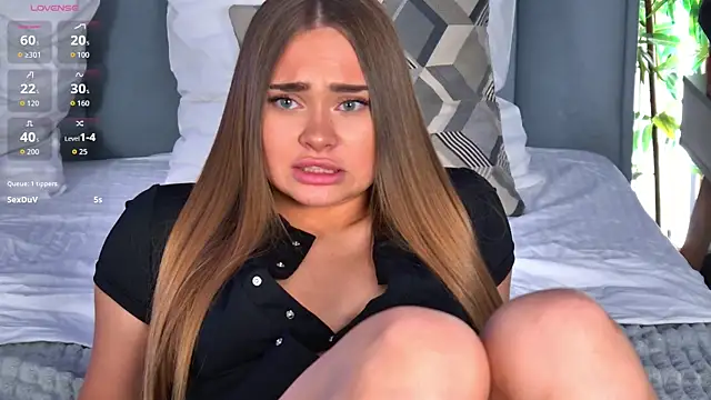 Chat +18 de MonicaWestt ao vivo