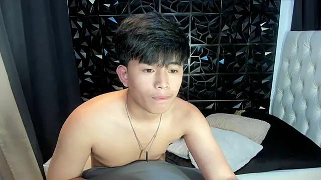 xlovercutietwink Adlı Modelin Web Kamerası Şovu