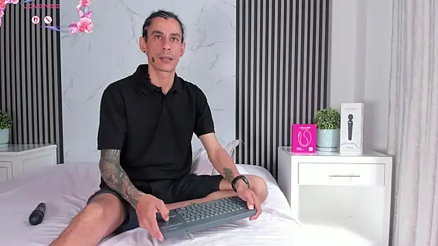 JackAndRosse_'s Live XXX Chat