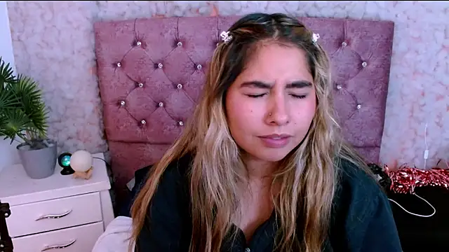 Sofiazaf_ Live XXX-chat