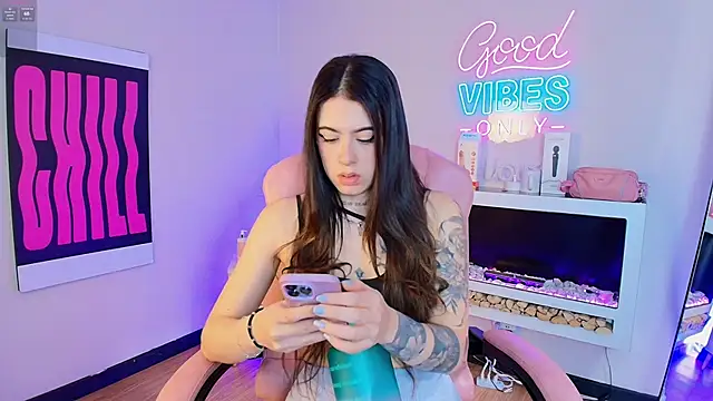 Alice_Vixen live XXX chat