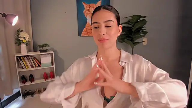 LiaPearce live XXX chat