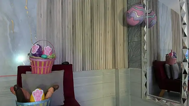 BriannaChelsea's Live XXX Chat