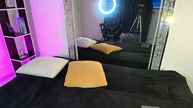 SweetObsidian_boy: διαδικτυακό σόου στην κάμερα