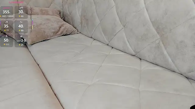 Chat +18 de SweetSolana ao vivo