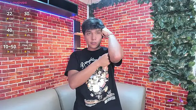 عرض كام Thiago_Kozak