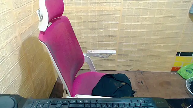 JuicyFoxCock Show Webcam