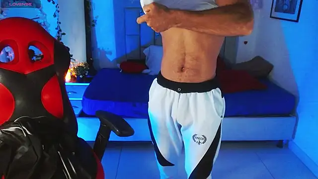 Caius_fox Show Webcam