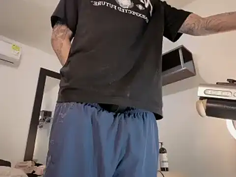 RyanMira: απευθείας συνομιλία ΧΧΧ