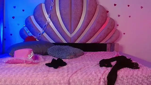 elio_fox: διαδικτυακό σόου στην κάμερα