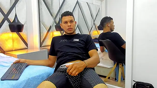 Вебкам-шоу NohaBrooks