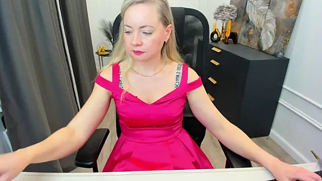 CharlotteKerti: απευθείας συνομιλία ΧΧΧ