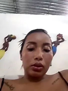 Genesis_18_'s Live XXX Chat