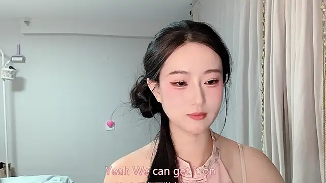 1X-yiyi's Live XXX Chat