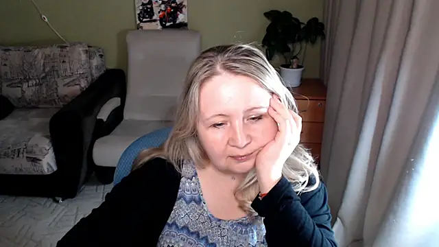 Онлайн чат XXX JanaMayer